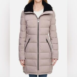 Andrew Marc mauve pink Puffer Jacket with Black Collar